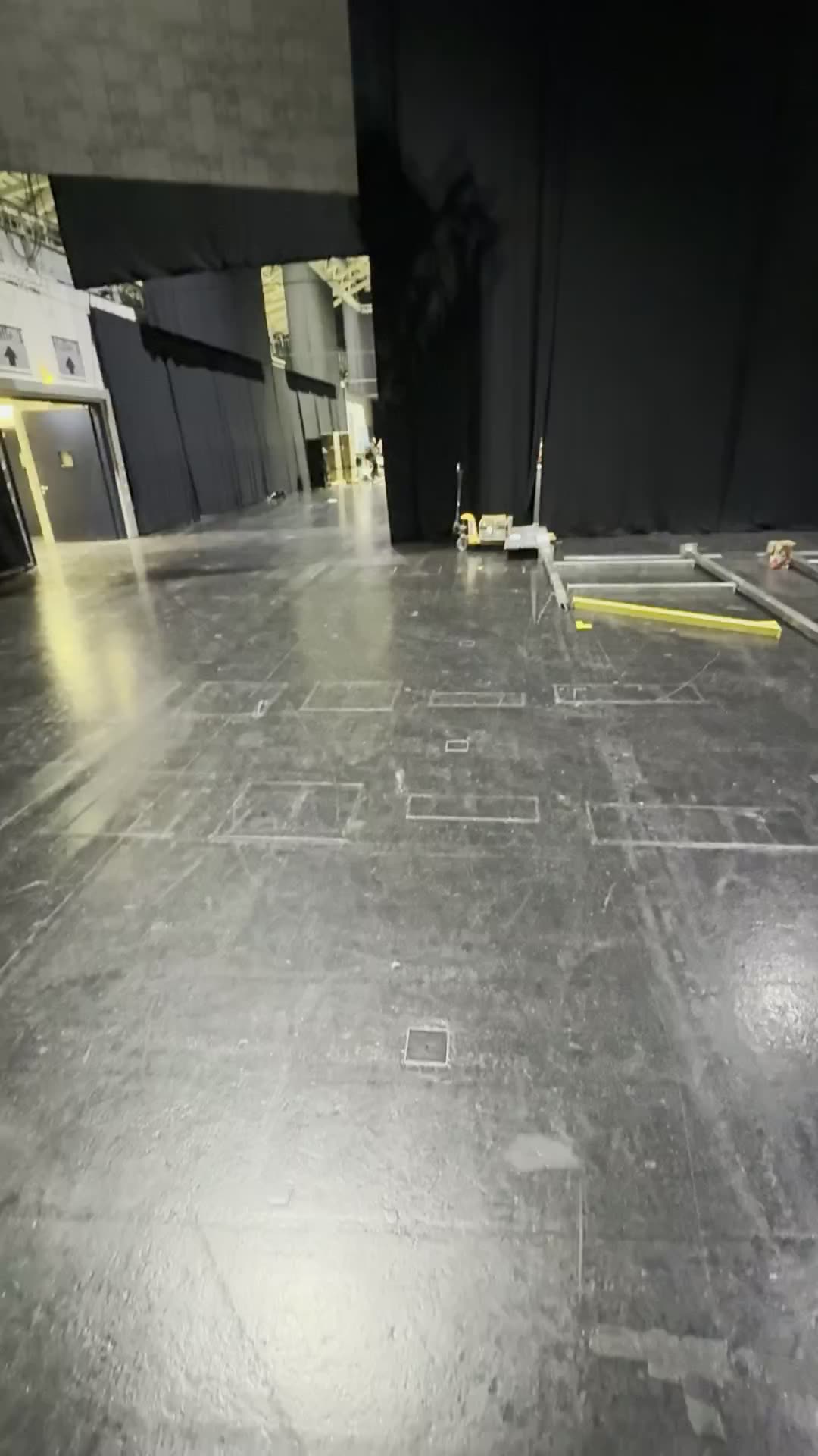 Austrian Throwdown competition floor clip